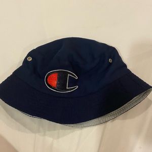 Champion bucket hat